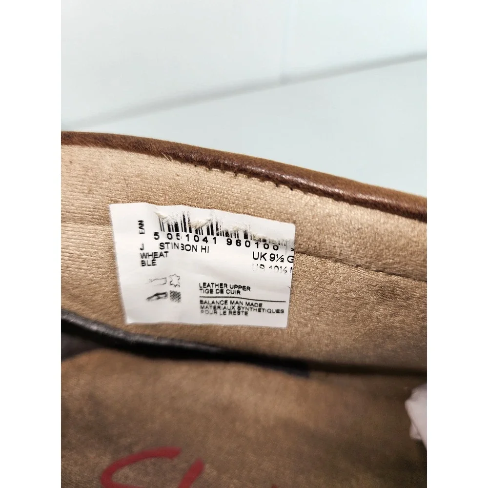 Clarks Wallabee Mens 10.5 Tan Suede Moccasin Lace Up Crepe Sole Boots Chukka